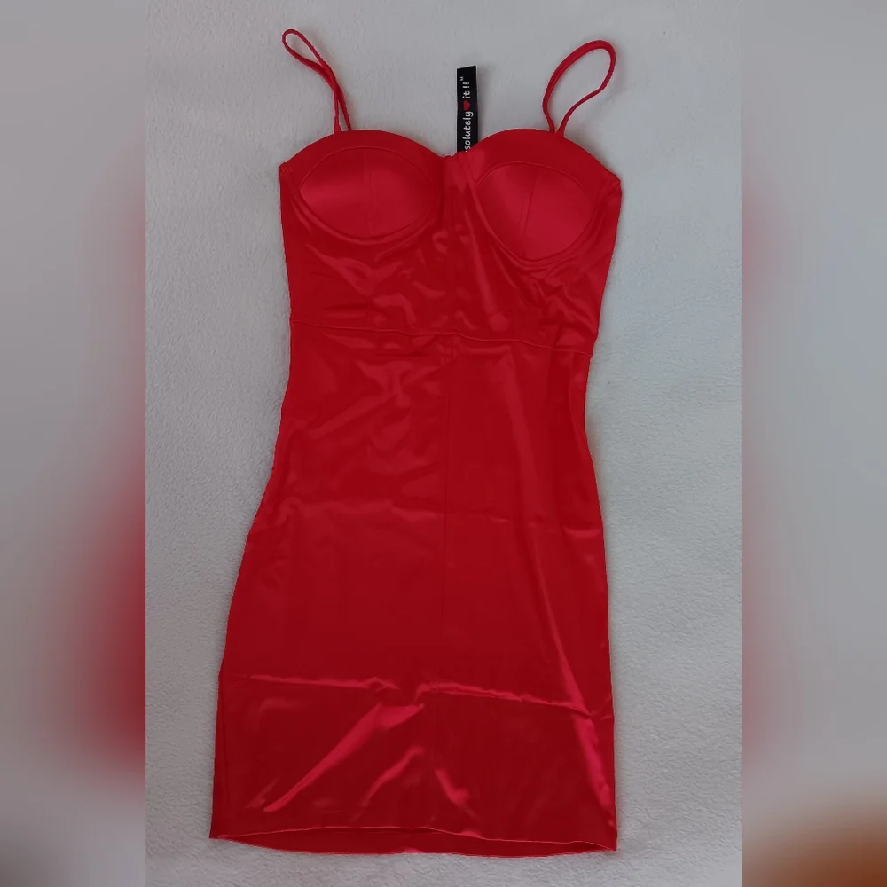 Date Night Red Dress M & L Available NWT - Picture 1 of 7